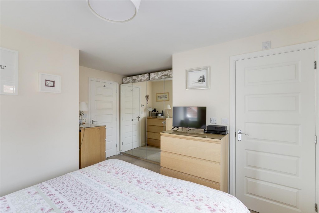 Mandeville Close, Hucknall, Nottinghamshire, NG15 8HQ