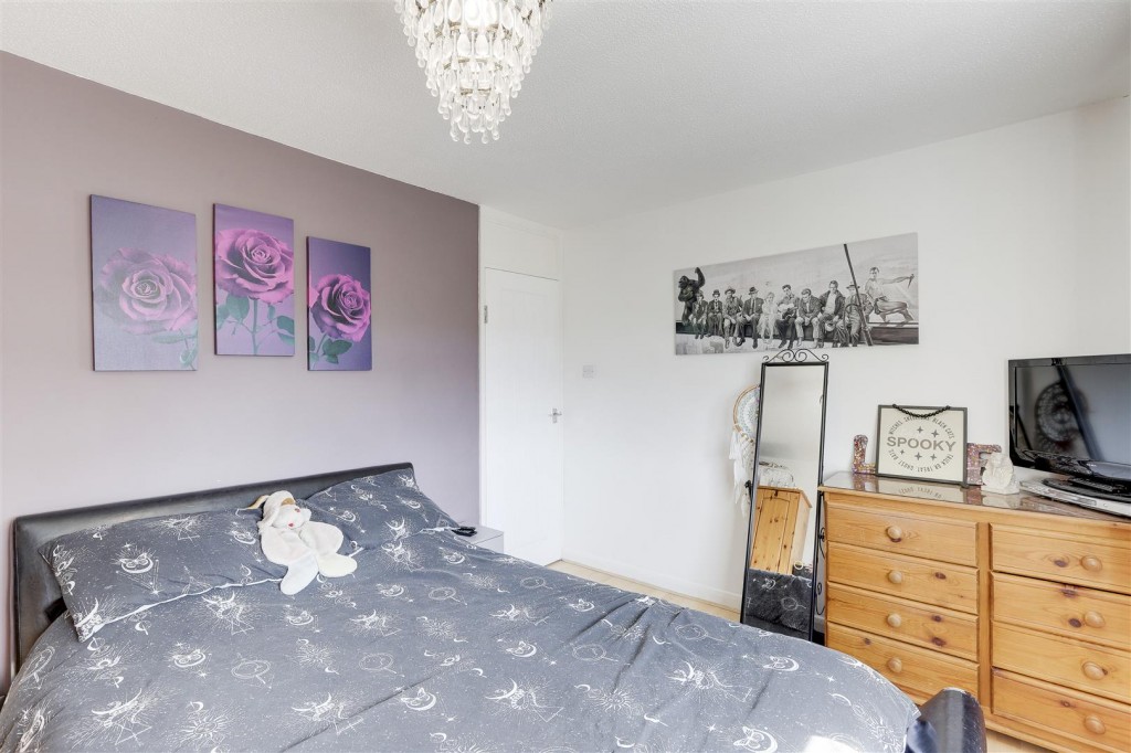 Peakdale Close, Long Eaton, Nottingham, NG10 3PH