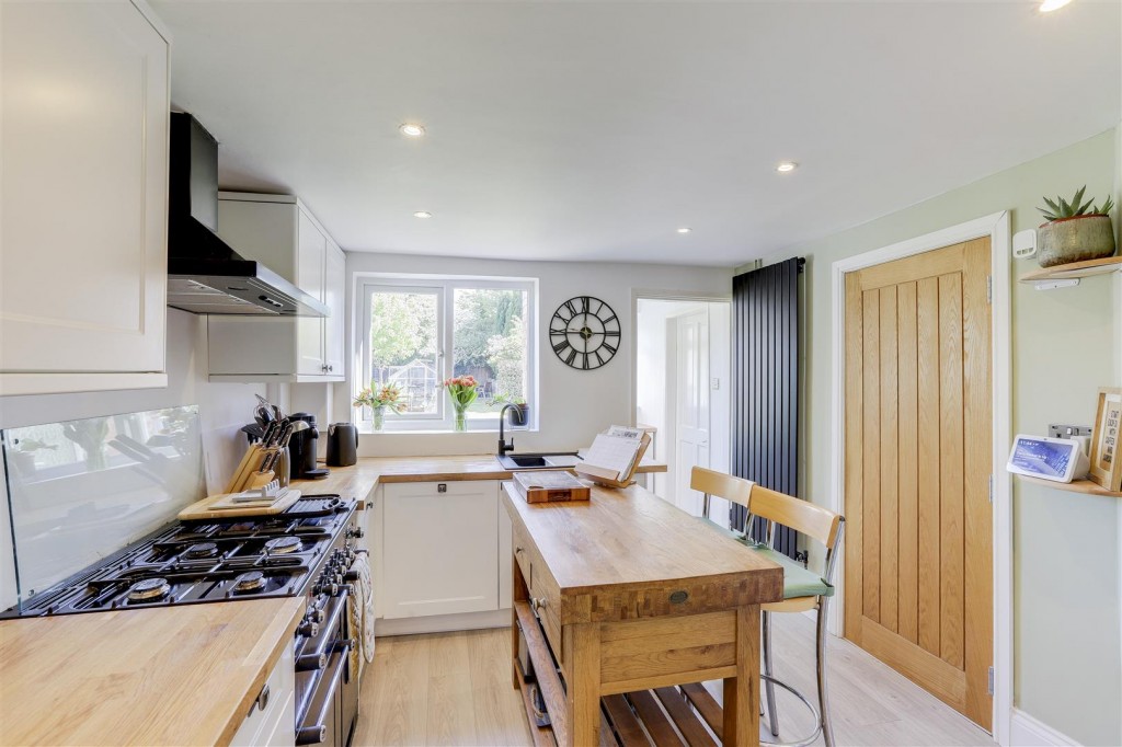 Mottram Road, Beeston, Nottinghamshire, NG9 4FW