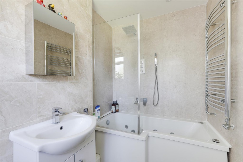 Mottram Road, Beeston, Nottinghamshire, NG9 4FW