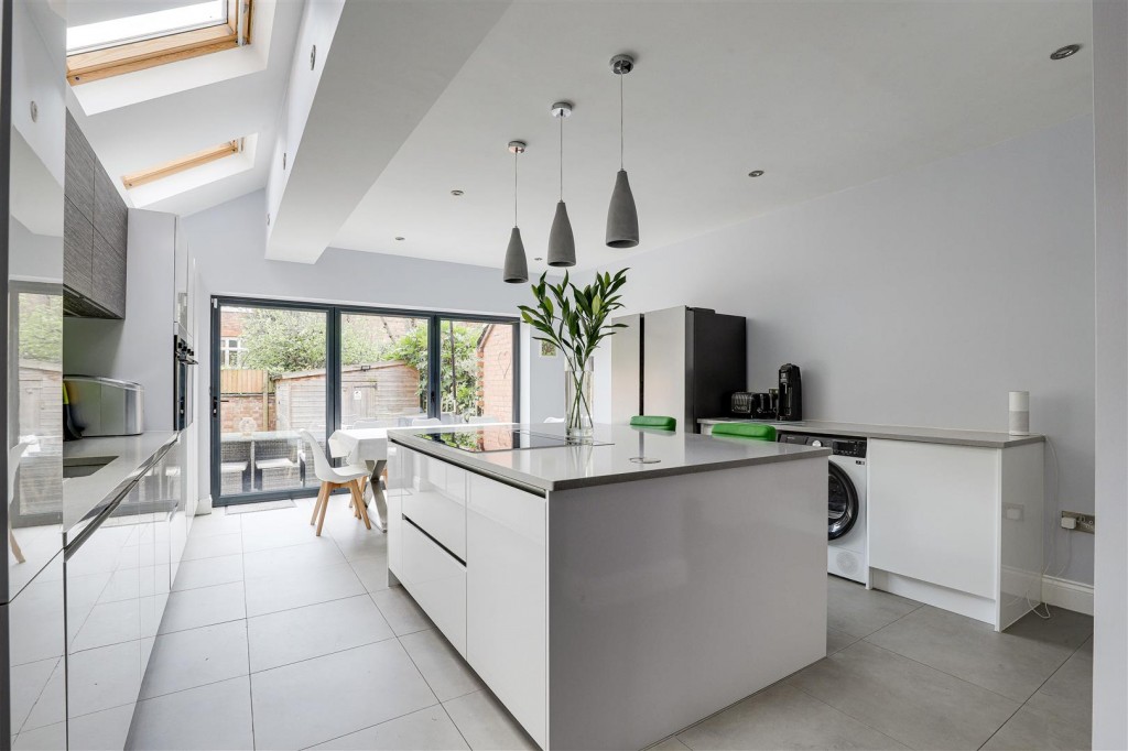 Haddon Road, West Bridgford, Nottinghamshire, NG2 6EQ