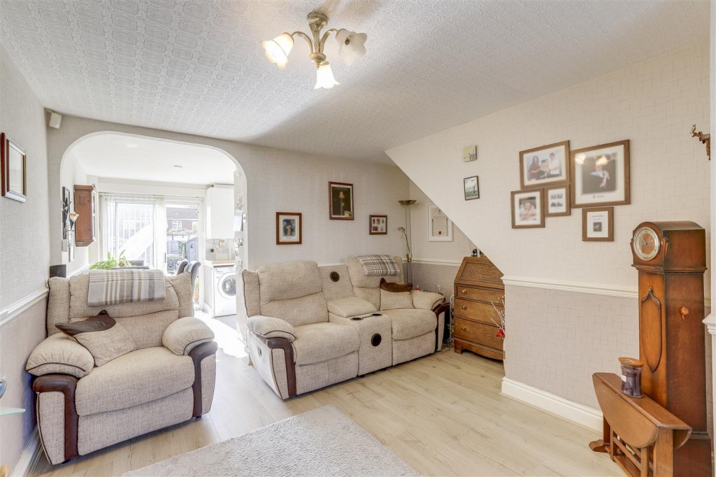 Polperro Way, Hucknall, Nottinghamshire, NG15 6JX