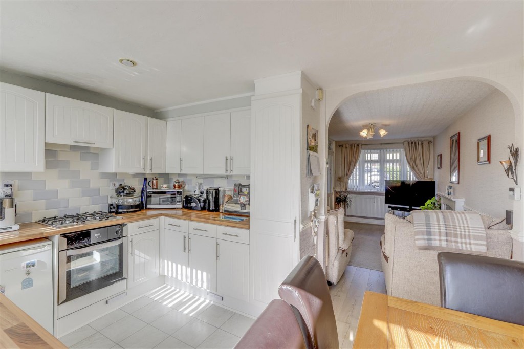 Polperro Way, Hucknall, Nottinghamshire, NG15 6JX