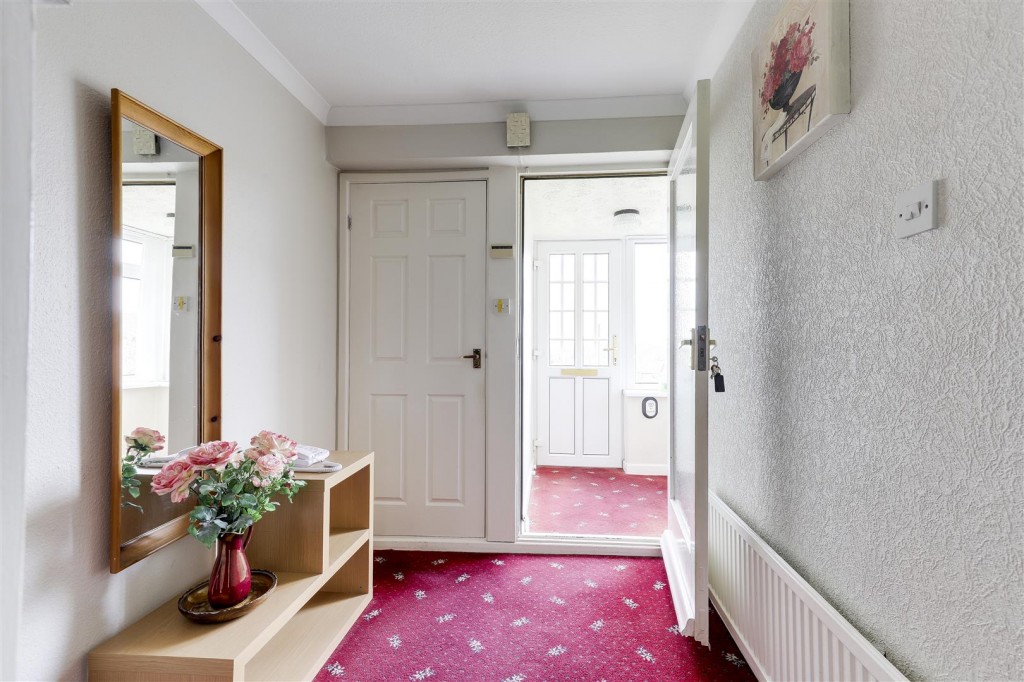 Blantyre Avenue, Rise Park, Nottinghamshire, NG5 5DN