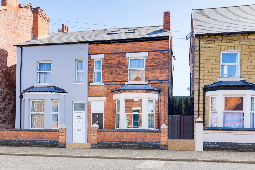 Wiverton Road, Forest Fields, Nottinghamshire, NG7 6NQ