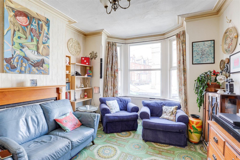 Wiverton Road, Forest Fields, Nottinghamshire, NG7 6NQ