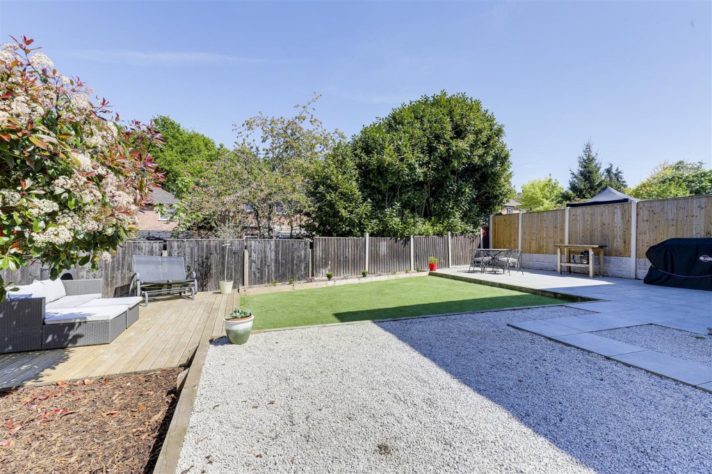 Orville Road, Basford, Nottinghamshire, NG5 1NE
