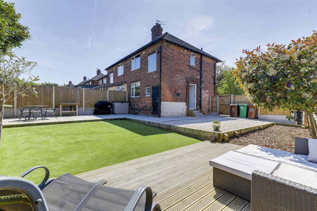 Orville Road, Basford, Nottinghamshire, NG5 1NE