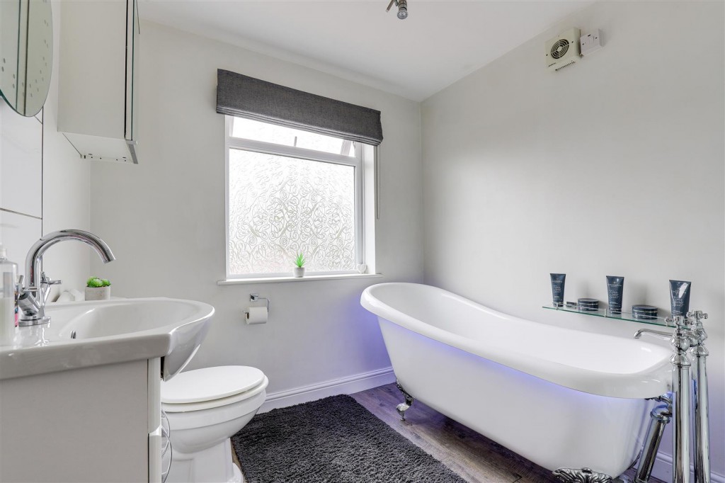 Edgware Road, Bulwell, Nottinghamshire, NG6 9HU