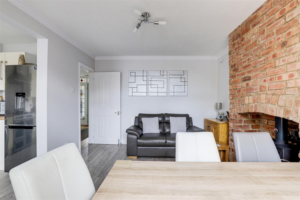 Edgware Road, Bulwell, Nottinghamshire, NG6 9HU
