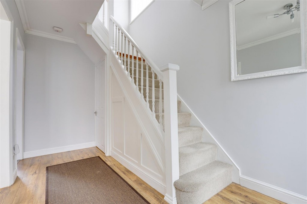Edgware Road, Bulwell, Nottinghamshire, NG6 9HU