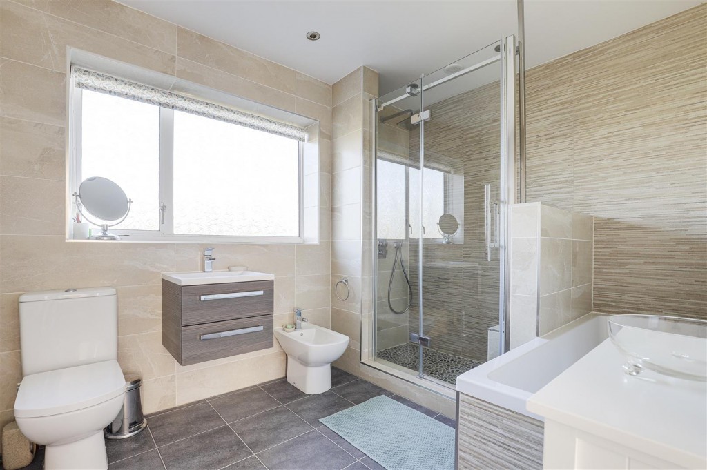 Bonser Close, Carlton, Nottinghamshire, NG4 1DP