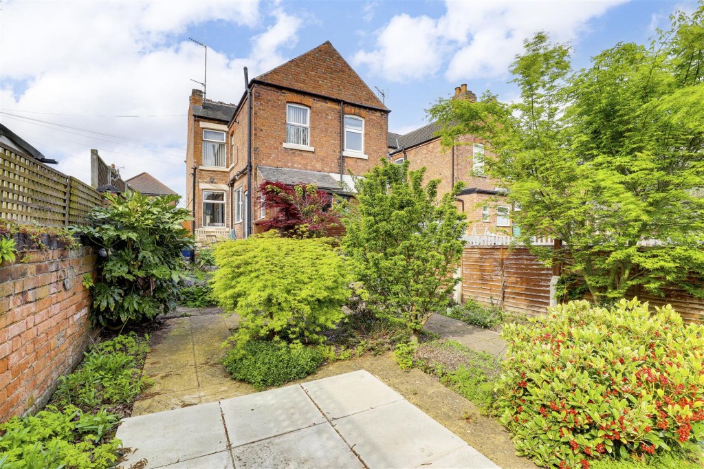 Grange Road, Long Eaton, Derbyshire, NG10 2EH