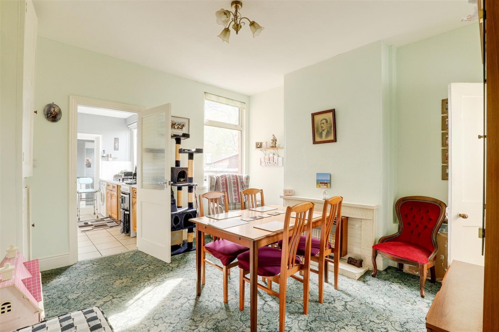 Grange Road, Long Eaton, Derbyshire, NG10 2EH