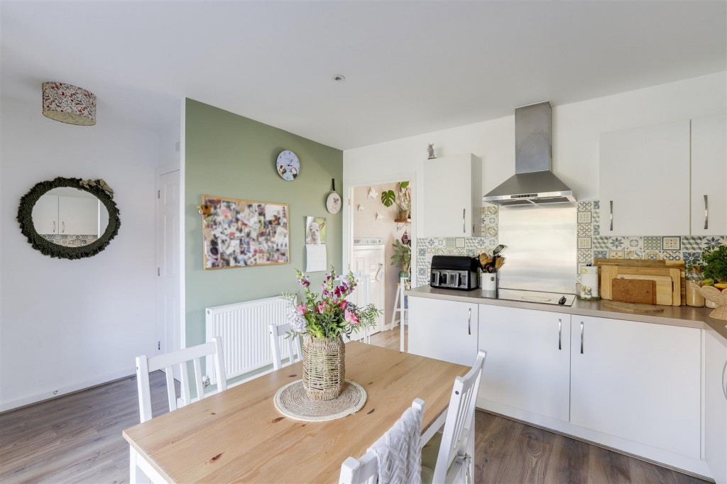 Seaton Way, Mapperley, Nottinghamshire, NG3 5XB