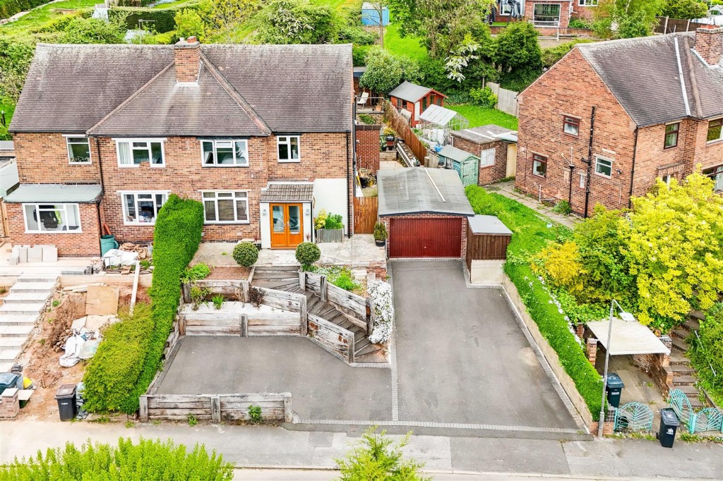 Fraser Crescent, Carlton, Nottinghamshire, NG4 1NL