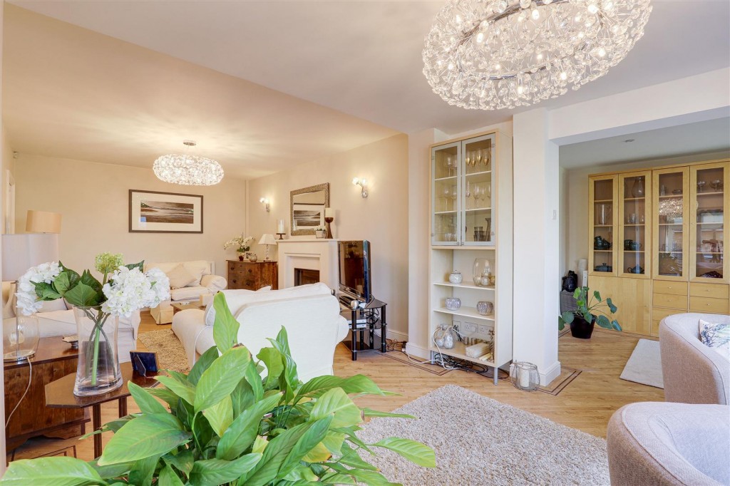 Musters Road, West Bridgford, Nottinghamshire, NG2 7DF