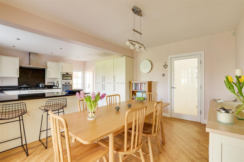 Musters Road, West Bridgford, Nottinghamshire, NG2 7DF