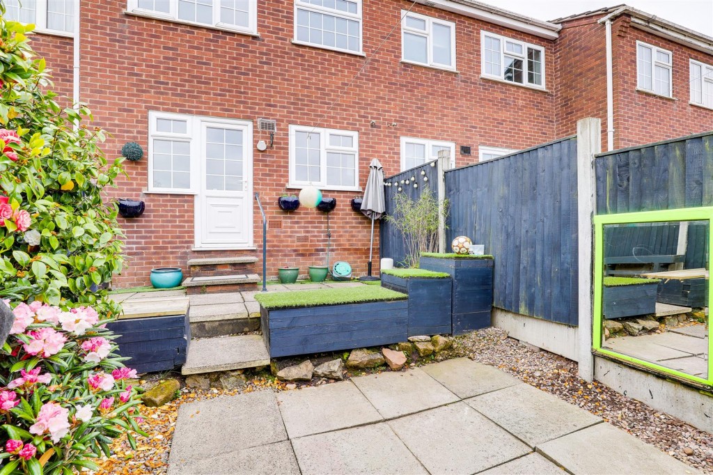 Howbeck Road, Arnold, Nottingham, NG5 8QA