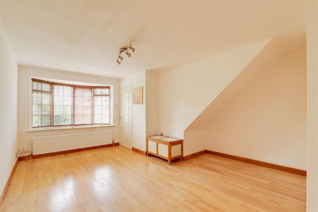 Howbeck Road, Arnold, Nottingham, NG5 8QA