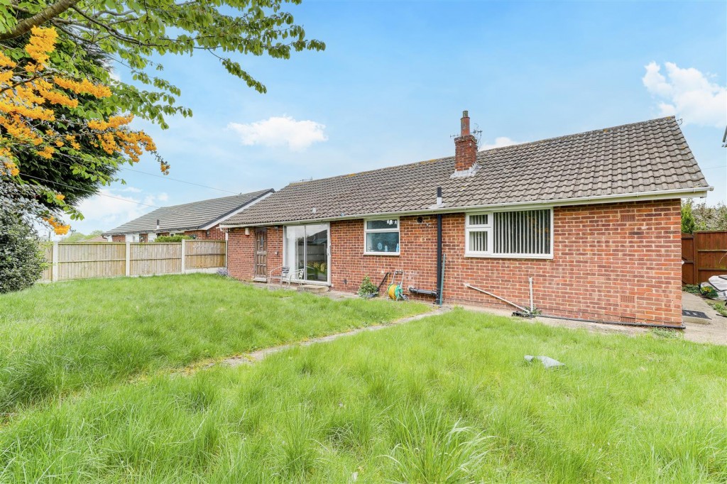 Bracadale Road, Rise Park, Nottinghamshire, NG5 5EF