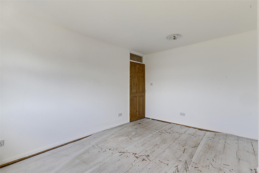 Beckhampton Road, Bestwood Park, Nottinghamshire, NG5 5NF
