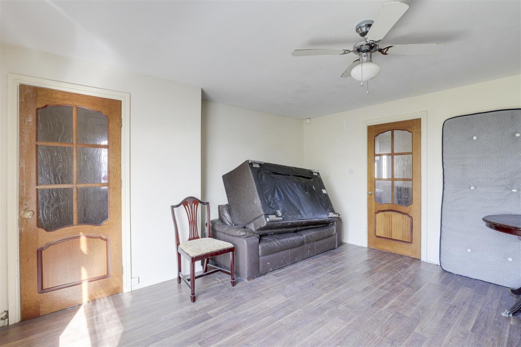 Beckhampton Road, Bestwood Park, Nottinghamshire, NG5 5NF