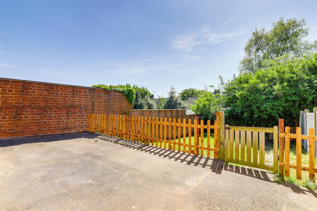 Bestwood Park Drive, Bestwood, Nottinghamshire, NG5 5QS