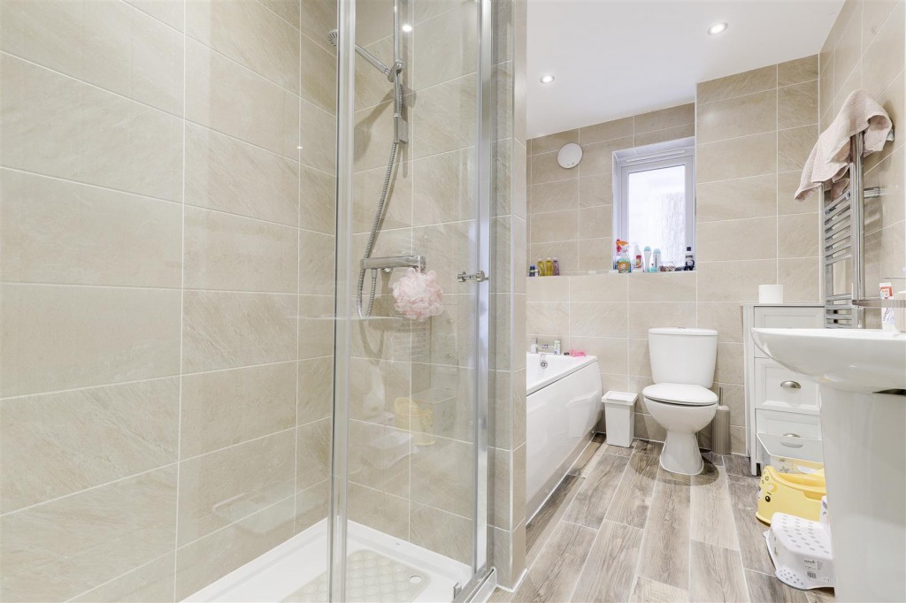 Morello Drive, Beechdale, Nottinghamshire, NG8 3QF