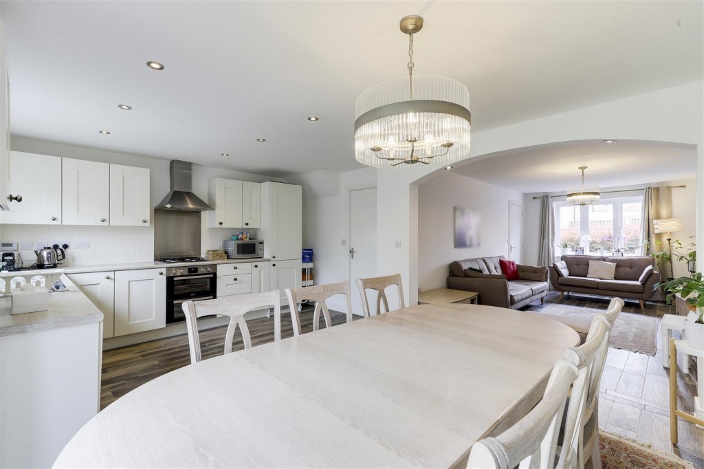 Morello Drive, Beechdale, Nottinghamshire, NG8 3QF