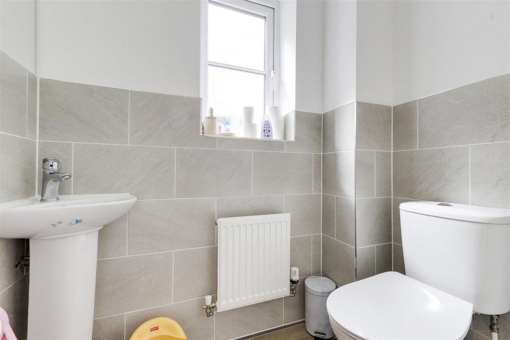 Morello Drive, Beechdale, Nottinghamshire, NG8 3QF