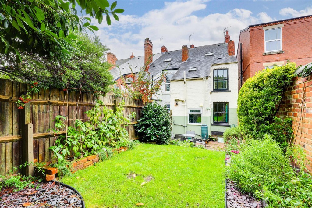 Church Drive, Carrington, Nottinghamshire, NG5 2BA