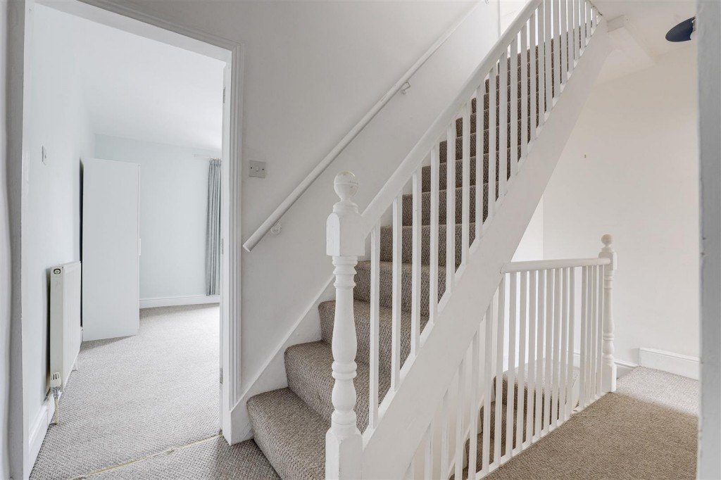 Church Drive, Carrington, Nottinghamshire, NG5 2BA