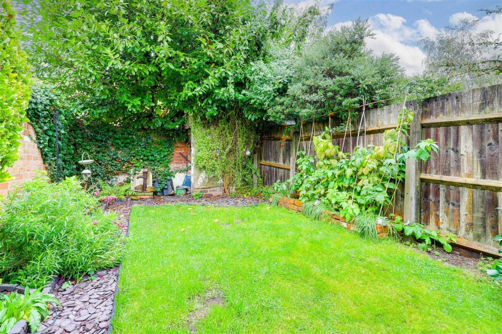 Church Drive, Carrington, Nottinghamshire, NG5 2BA