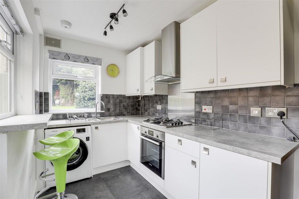 Church Drive, Carrington, Nottinghamshire, NG5 2BA