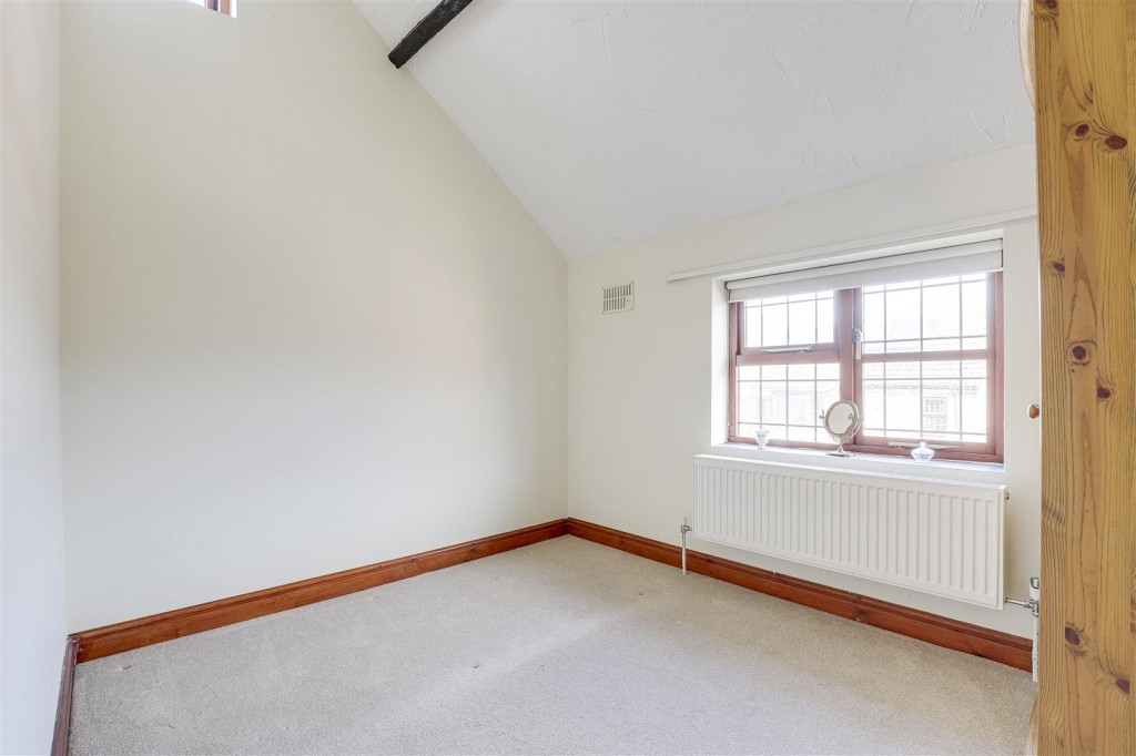Willow Lane, Gedling, Nottinghamshire, NG4 4BJ