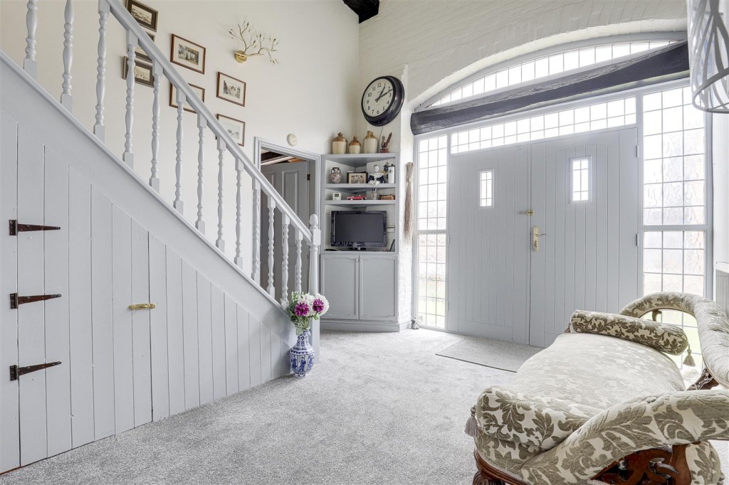Willow Lane, Gedling, Nottinghamshire, NG4 4BJ