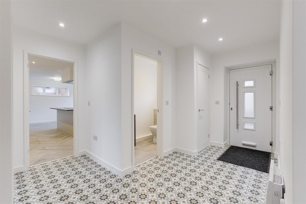 Yew Tree Drive, Huthwaite, Sutton-In-Ashfield, Nottinghamshire, NG17 2RW
