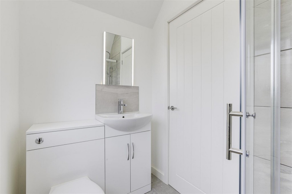 Yew Tree Drive, Huthwaite, Sutton-In-Ashfield, Nottinghamshire, NG17 2RW