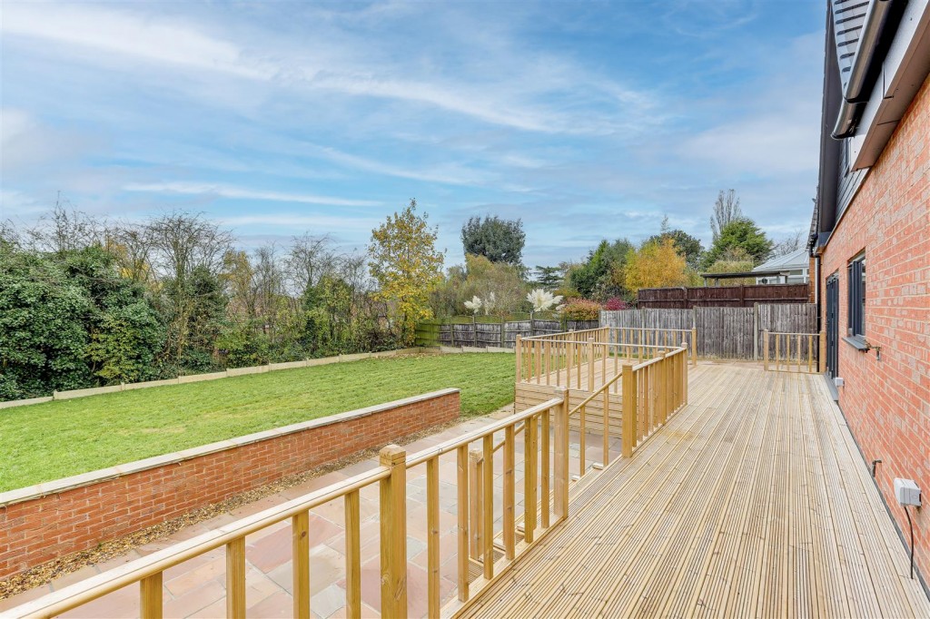 Yew Tree Drive, Huthwaite, Sutton-In-Ashfield, Nottinghamshire, NG17 2RW