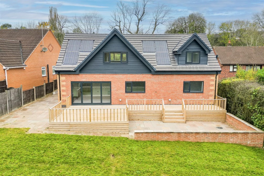 Yew Tree Drive, Huthwaite, Sutton-In-Ashfield, Nottinghamshire, NG17 2RW