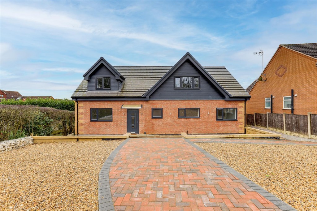 Yew Tree Drive, Huthwaite, Sutton-In-Ashfield, Nottinghamshire, NG17 2RW