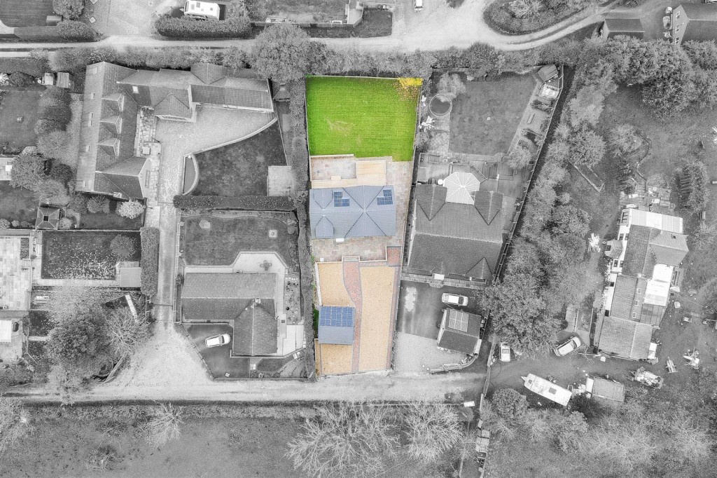 Yew Tree Drive, Huthwaite, Sutton-In-Ashfield, Nottinghamshire, NG17 2RW