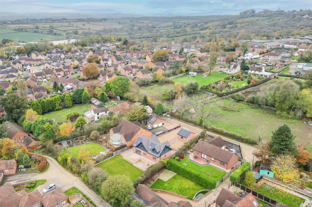 Yew Tree Drive, Huthwaite, Sutton-In-Ashfield, Nottinghamshire, NG17 2RW
