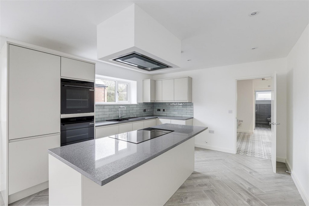 Yew Tree Drive, Huthwaite, Sutton-In-Ashfield, Nottinghamshire, NG17 2RW