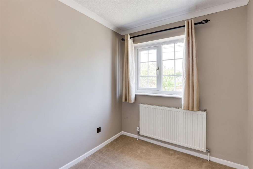 Polperro Way, Hucknall, Nottinghamshire, NG15 6JX