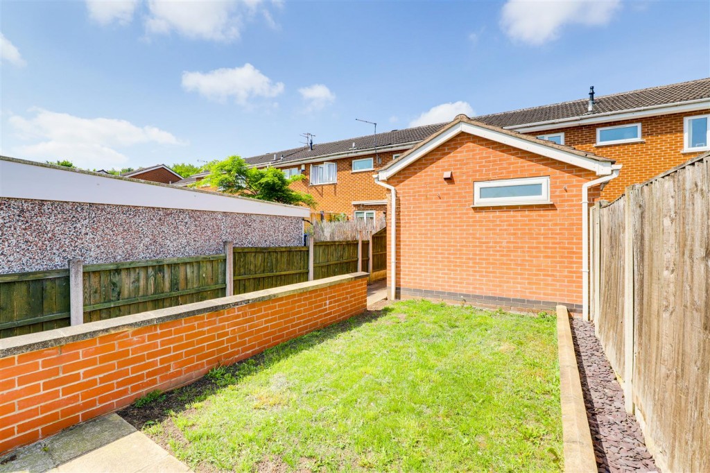 Polperro Way, Hucknall, Nottinghamshire, NG15 6JX