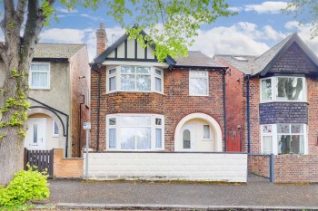 Rolleston Drive, Nottingham, Nottinghamshire, NG7 1JU