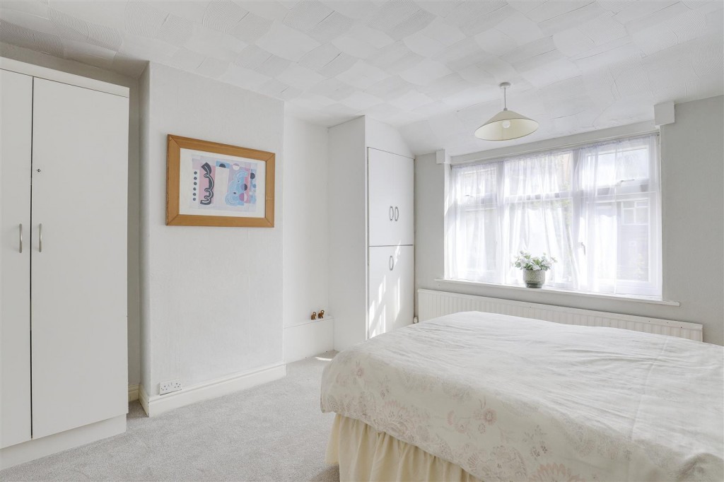 Rolleston Drive, Nottingham, Nottinghamshire, NG7 1JU