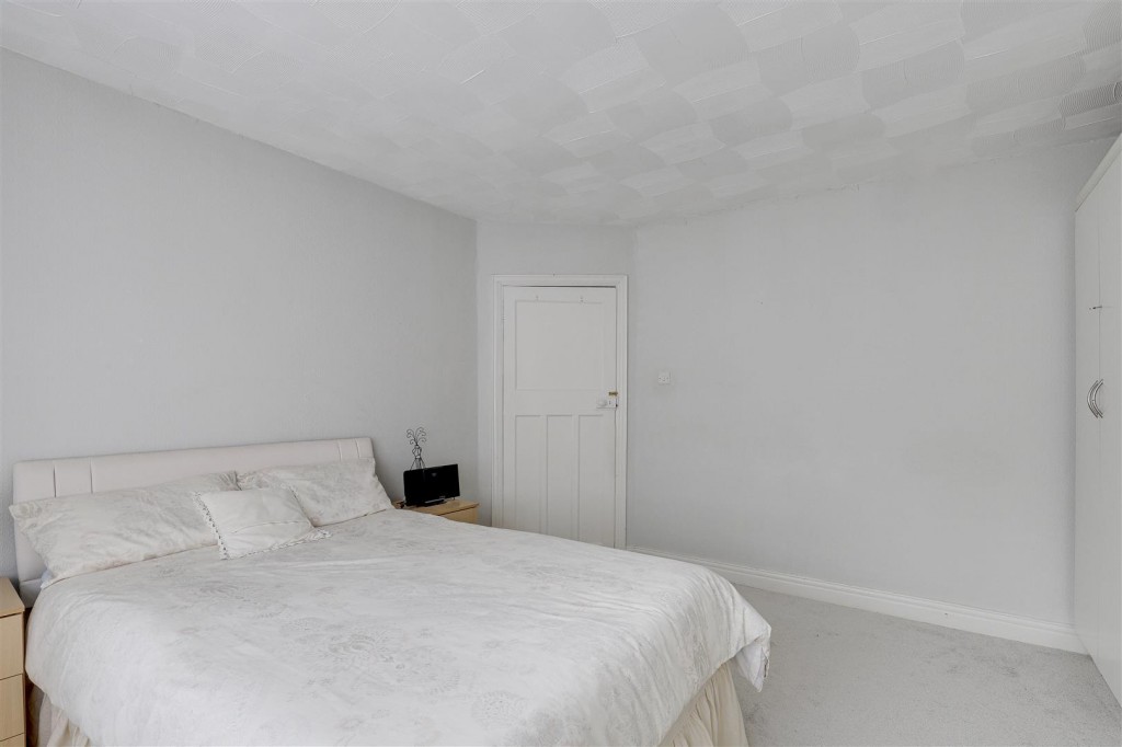 Rolleston Drive, Nottingham, Nottinghamshire, NG7 1JU